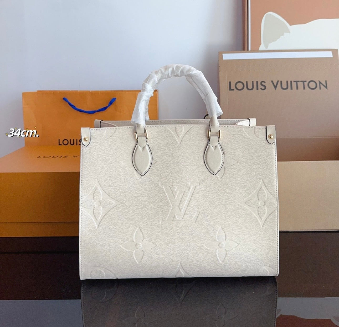 Louis Vuitton White Leather OnTheGo Handbag